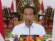 Harga BBM Subsidi Naik, Jokowi Tebar Puluhan Triliun Bansos