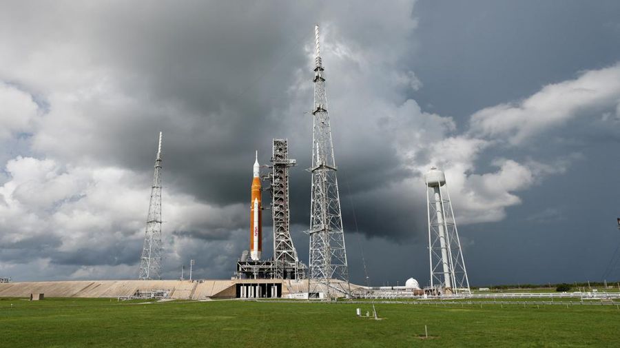 NASA's next-generation moon rocket, the Space Launch System (SLS) with the Orion crew capsule perched on top, stands on launch complex 39B before its rescheduled debut test launch for the Artemis 1 mission at Cape Canaveral, Florida, U.S. September 2, 2022.  REUTERS/Joe Skipper