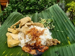 5 Makanan Khas Gianyar yang Wajib Dicoba, Sate Kakul hingga Nasi Tahu