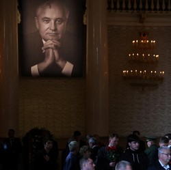 Pemakaman Gorbachev Justru Dipenuhi Milenial, Putin ke Mana?