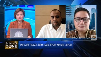 Inflasi Bikin Bunga Acuan Melonjak, Harga Emas Kian Lemas