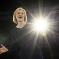 Sowan ke Ratu, Liz Truss Resmi Jadi PM Inggris