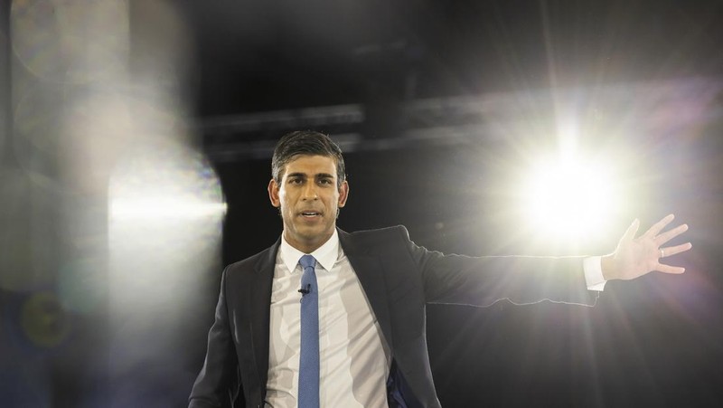 LONDON, ENGLAND - AUGUST 31: Conservative leadership hopeful Rishi Sunak speaks during the final Tory leadership hustings at Wembley Arena on August 31, 2022 in London, England. Foreign Secretary, Liz Truss and former Chancellor Rishi Sunak are vying to become the new leader of the Conservative Party and the UK's next Prime Minister. The winner of the contest will be announced on Monday.  (Photo by Dan Kitwood/Getty Images)