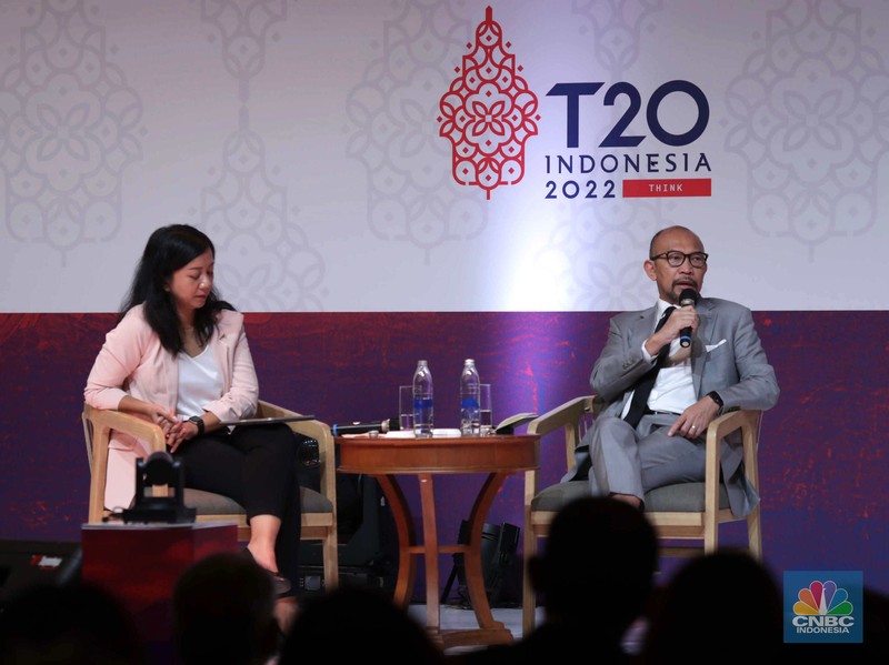 Lead Co-Chairs of T20, Bambang Brodjonegoro dalam acara T20 Indonesia Summit 2022 Lead Co-Chairs of T20, Bambang Brodjonegoro mememberikan sambutan dalam acara T20 Indonesia Summit 2022 di Nusa Dua, Bali, Senin (5/9/2022). T20 Indonesia Summit 2022 yang berlangsung pada 5-6 September 2022 itu diselenggarakan sebagai bagian dari penguatan peran G20 dalam menavigasi dinamika global yang saat ini terjadi. Forum ini menjadi puncak penyelenggaraan T20 Indonesia. (CNBC Indonesia/ Tri Susilo)