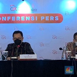OJK Sebut Transaksi Judi Online di Perbankan Capai Rp 608 M