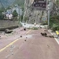 Breaking News: 32 Orang Tewas karena Gempa Dahsyat M 7,1 di China