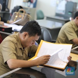 Tukin Dirombak, Akankah Gaji PNS Naik di 2024?