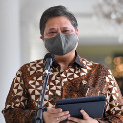 Ketemu Menteri Jepang, Airlangga Desak Tarif 0% untuk Tuna RI