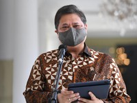 Ketemu Menteri Jepang, Airlangga Desak Tarif 0% untuk Tuna RI