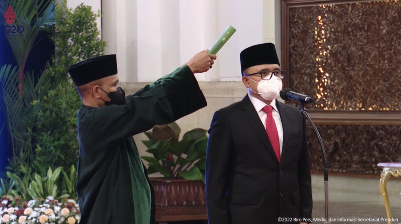 Jokowi saat mengikuti Pelantikan Menteri PANRB Sisa Masa Tahun Jabatan 2019-2022 dan Anggota DKPP, 7 September 2022