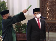 Sah! Jokowi Lantik Azwar Anas Sebagai Menteri PANRB