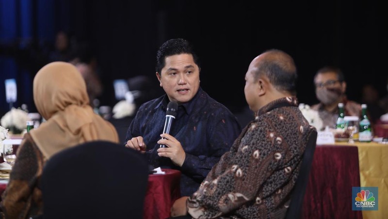 Presiden RI, Jokowi di acara Sarasehan 100 Ekonom Indonesia 2022 (CNBC Indonesia/Andrean Kristianto)