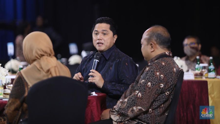 Menteri BUMN Erick Thohir di acara Sarasehan 100 Ekonom. (վ indonesia/Andrean Kristianto)