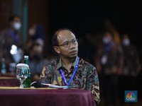 Ekonom Ungkap PR 100 Hari Pertama Pemerintahan Prabowo
