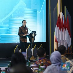 Pengumuman! Jokowi Mau Tambah Daftar Larangan Ekspor: Timah!
