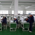 Aktivitas Pabrik China Kontraksi, Perdana dalam 3 Bulan