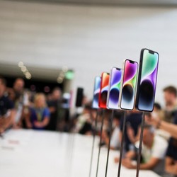 Apple Banjir Keluhan, Tombol iPhone Batal Dirombak