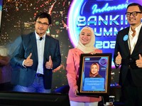 Sukses Bertransformasi, Bank bjb Sabet Gelar Top Bank 2022