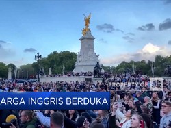 Inggris Berduka, Warga Padati Halaman Istana Buckingham