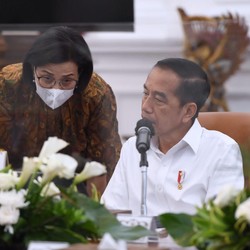 Jokowi Geram Dana Pemda Ngendap Rp123 T, Ini Kata Sri Mulyani