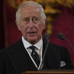 Ekonomi Inggris Suram, Raja Charles III Punya 'Obatnya'?