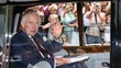 Potret Raja Charles III Menyapa Warga Usai Upacara Proklamasi