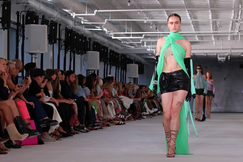 NEW YORK, NEW YORK - SEPTEMBER 10: Ella Emhoff walks the runway during the S/S 2023 Prabal Gurung fashion show during New York Fashion Week at United Nations Plaza on September 10, 2022 in New York City. (Photo by Taylor Hill/FilmMagic)