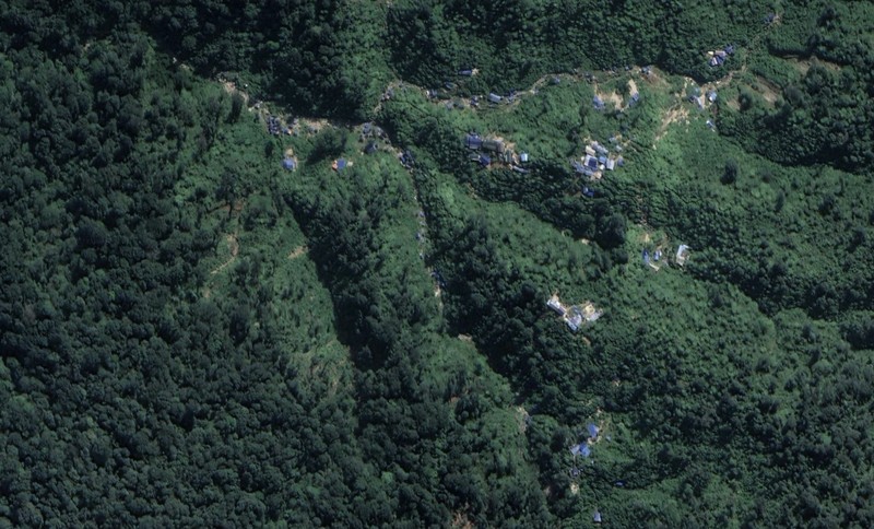 Penampakan Gunung Emas Pinggir Jakarta yang Hancur via Gmaps