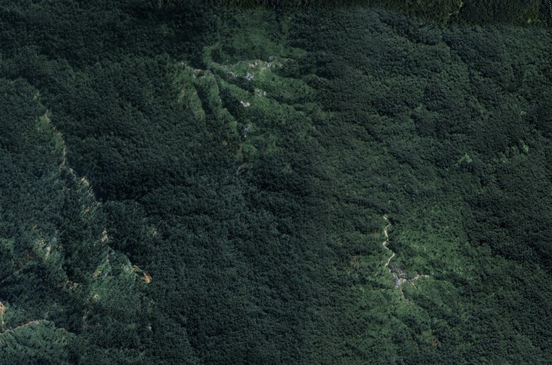 Penampakan Gunung Emas Pinggir Jakarta yang Hancur via Gmaps