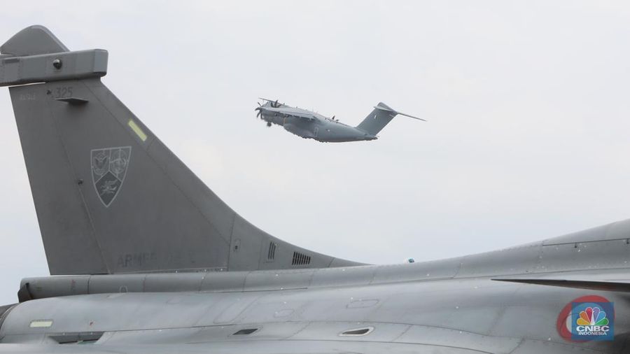 Pesawat angkut A-400M (CNBC Indonesia/Andrean Kristianto)