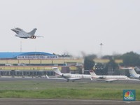 Penampakan Jet Tempur Prancis Wara-Wiri di Langit RI