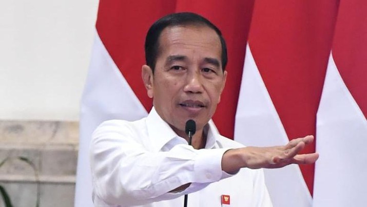 Presiden saat memberikan arahan dalam pertemuan dengan seluruh kepala daerah secara luring dan daring di Istana Negara, Jakarta, pada Senin, 12/9/2022. (Foto: Kris - Biro Pers Sekretariat Presiden) Presiden saat memberikan arahan dalam pertemuan dengan seluruh kepala daerah secara luring dan daring di Istana Negara, Jakarta, pada Senin, 12/9/2022. (Foto: Kris - Biro Pers Sekretariat Presiden)