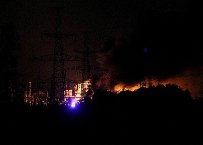UKRAINE-CRISIS/KHARKIV-BLACKOUT A view shows a burning 5th thermal power plant hit by a Russian missile strike, amid Russia's attack on Ukraine, in Kharkiv, Ukraine September 11, 2022. REUTERS/Gleb Garanish