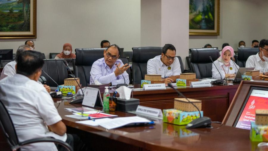 Kepala Staf Kepresidenan Dr. Moeldoko saat rapat dengan SKK Migas dan Kementerian ESDM di gedung Bina Graha Jakarta. Selasa (13/9/2022). Doc KSP