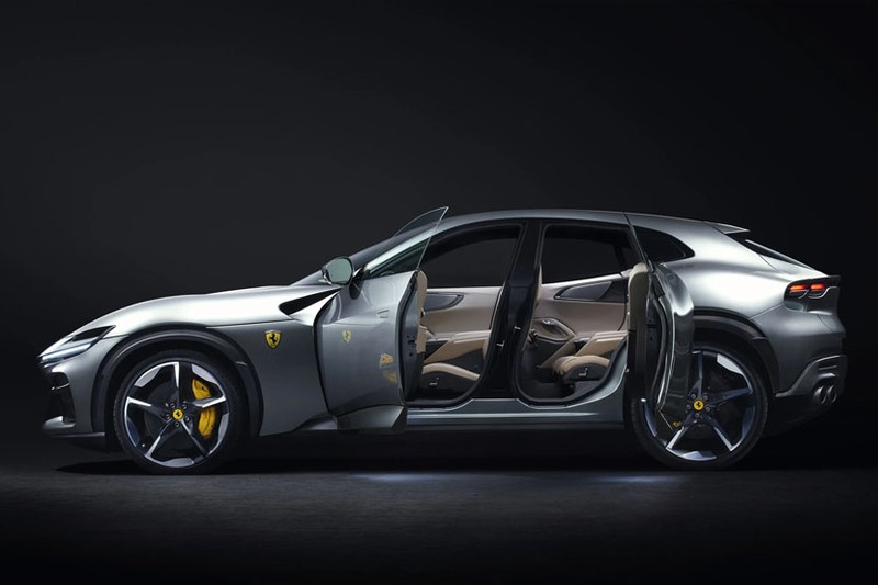 Ferrari meluncurkan mobil SUV pertama mereka, Ferrari Purosangue, Selasa (13/9/2022) malam. (Dok: Ferrari Gallery) Ferrari meluncurkan mobil SUV pertama mereka, Ferrari Purosangue, Selasa (13/9/2022) malam. (Dok: Ferrari Gallery)