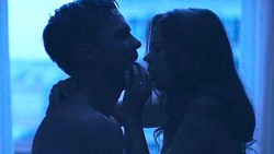 6 Film Romantis Dewasa di Netflix untuk Pasutri Saat Valentine