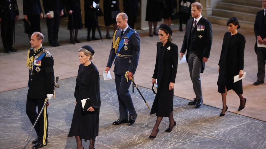 LONDON, ENGLAND - SEPTEMBER 14: David Armstrong-Jones, 2nd Earl of Snowdon, Prince William, Prince of Wales, King Charles III, Anne, Princess Royal, Prince Harry, Duke of Sussex, Timothy Laurence, Prince Andrew, Duke of York and Mr Peter Phillips walk behind the coffin during the procession for the Lying-in State of Queen Elizabeth II on September 14, 2022 in London, England. Queen Elizabeth II's coffin is taken in procession on a Gun Carriage of The King's Troop Royal Horse Artillery from Buckingham Palace to Westminster Hall where she will lay in state until the early morning of her funeral. Queen Elizabeth II died at Balmoral Castle in Scotland on September 8, 2022, and is succeeded by her eldest son, King Charles III.  (Photo by Chris Jackson/Getty Images)