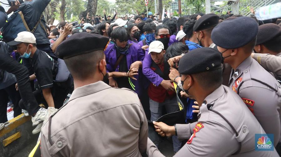 Demo BBM (CNBC Indonesia/Andrean Kristianto)