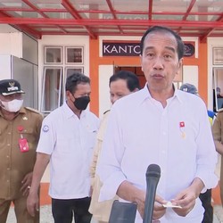 Jokowi: BLT BBM Bakal Disebar Hingga Perbatasan Timor Leste!