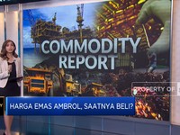 Harga Emas Ambrol, Saatnya Beli?