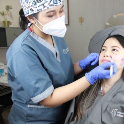 Biaya 'Permak Wajah' di Jakarta, dari Botox Hingga Oplas