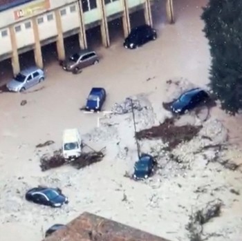 Ancaman Baru Bumi Kian Nyata: Italia Banjir Dahsyat, 8 Tewas