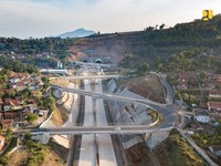Kementerian PUPR Targetkan 283,15 Km Ruas Jalan Tol Baru