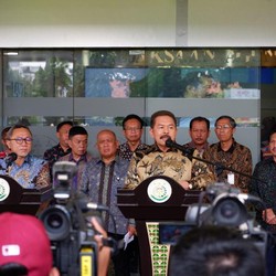 Kantornya Sering Kena Korupsi, Zulhas Ogah Jatuh 2 Kali