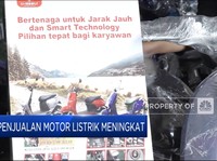Penjualan Motor Listrik Meningkat, Efek BBM Naik?