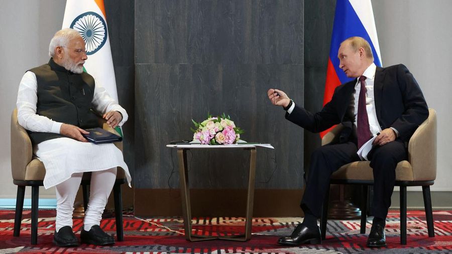 Russian President Vladimir Putin meets with India's Prime Minister Narendra Modi on the sidelines of the Shanghai Cooperation Organisation (SCO) leaders' summit in Samarkand on September 16, 2022. (Photo by Alexandr Demyanchuk / SPUTNIK / AFP) (Photo by ALEXANDR DEMYANCHUK/SPUTNIK/AFP via Getty Images)