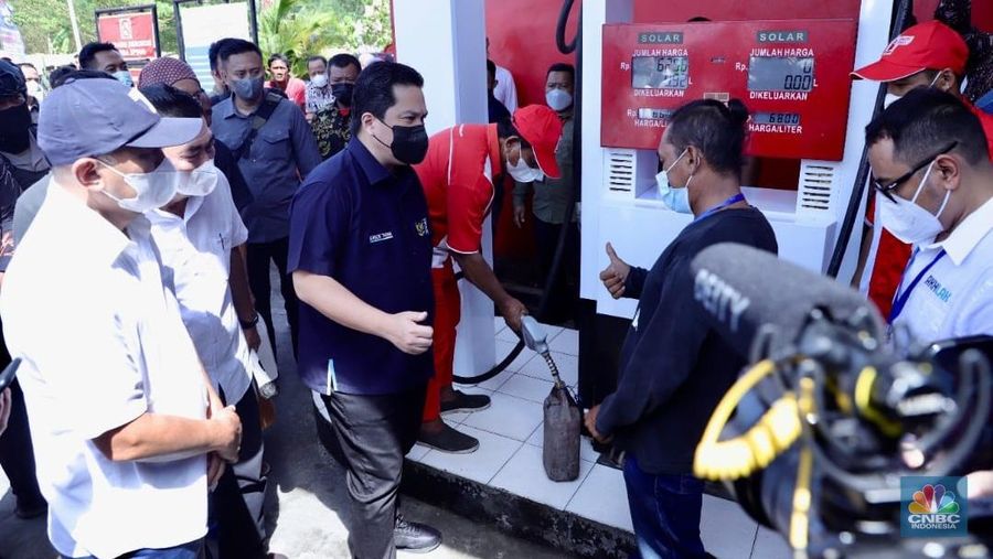 Menteri BUMN Sambangi SPBU Pertamina