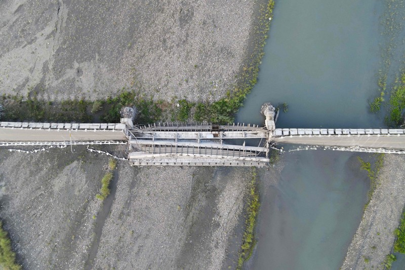 Jembatan di Taiwan Ambruk Digoyang Gempa M 7,2. (NurPhoto via Getty Images) Jembatan di Taiwan Ambruk Digoyang Gempa M 7,2. (NurPhoto via Getty Images)