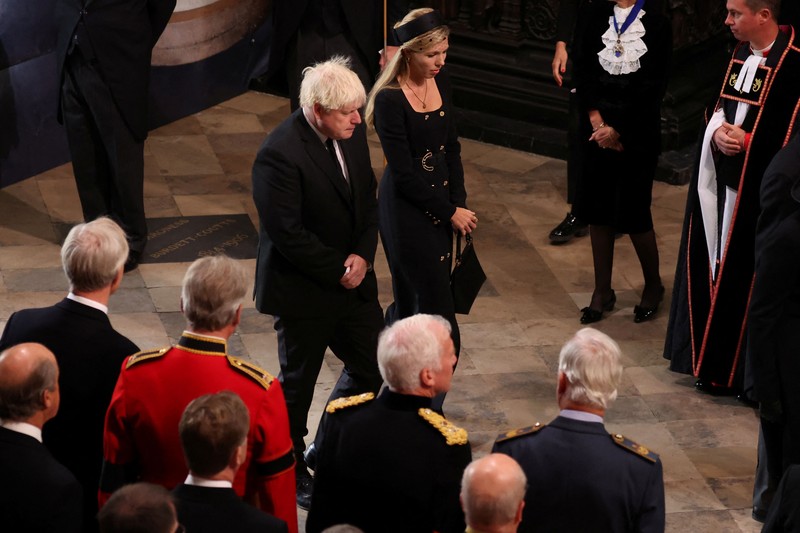 Rangkaian prosesi upacara pemakaman kenegaraan Ratu Elizabeth II pada Senin (19/9) telah dimulai. Getty Images/Chip Somodevilla) Rangkaian prosesi upacara pemakaman kenegaraan Ratu Elizabeth II pada Senin (19/9) telah dimulai. Getty Images/Chip Somodevilla)