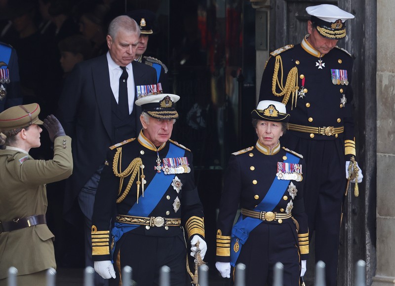 Rangkaian prosesi upacara pemakaman kenegaraan Ratu Elizabeth II pada Senin (19/9) telah dimulai.  Getty Images/Chip Somodevilla)